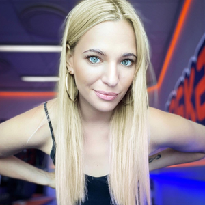 Kasia Węsierska - prezenterka radia ESKA